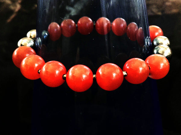 Deep Orange Cat's Eye Stretch Bracelet // Glass Beaded Bracelet