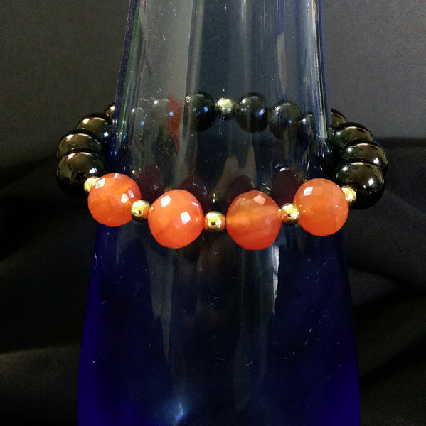 Carnelian and Black Onyx Stretch Bracelet // Gemstone Bracelet