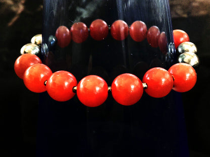 Deep Orange Cat's Eye Stretch Bracelet // Glass Beaded Bracelet