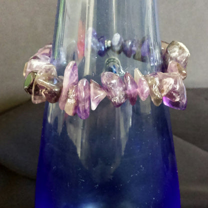 Amethyst Stretch Bracelet // Gemstone Bracelet